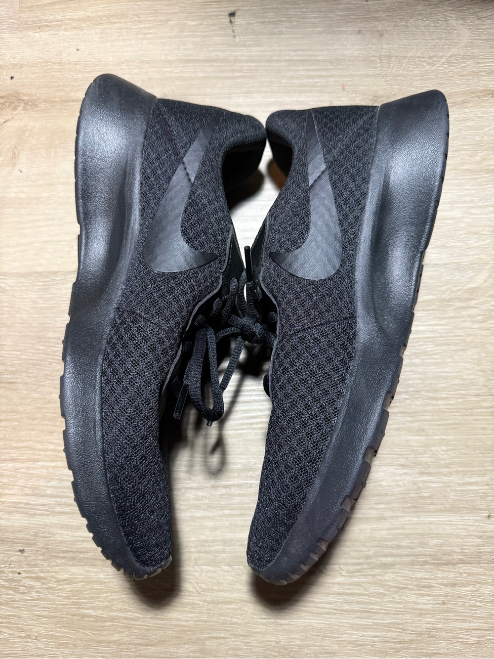 Nike Men's All-Black Breathable Athletic Sneakers